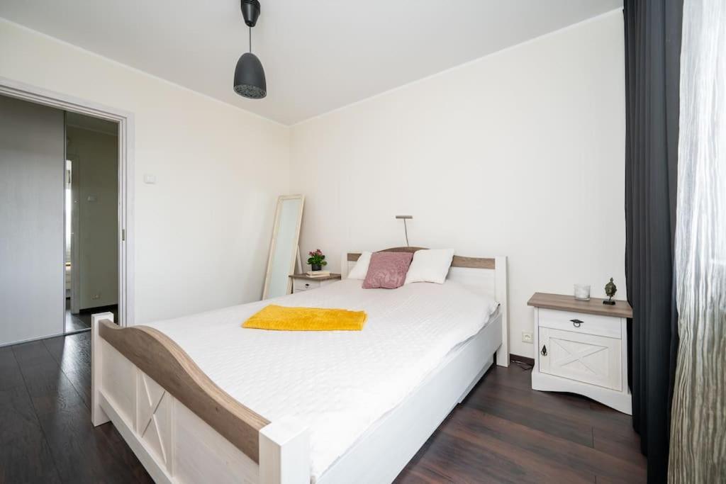 Apartment Convenient Close To Airport And Old Town Tallinn
